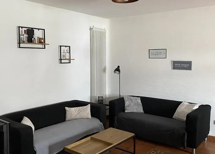 Ferienweingut Schlaegel * Bremm